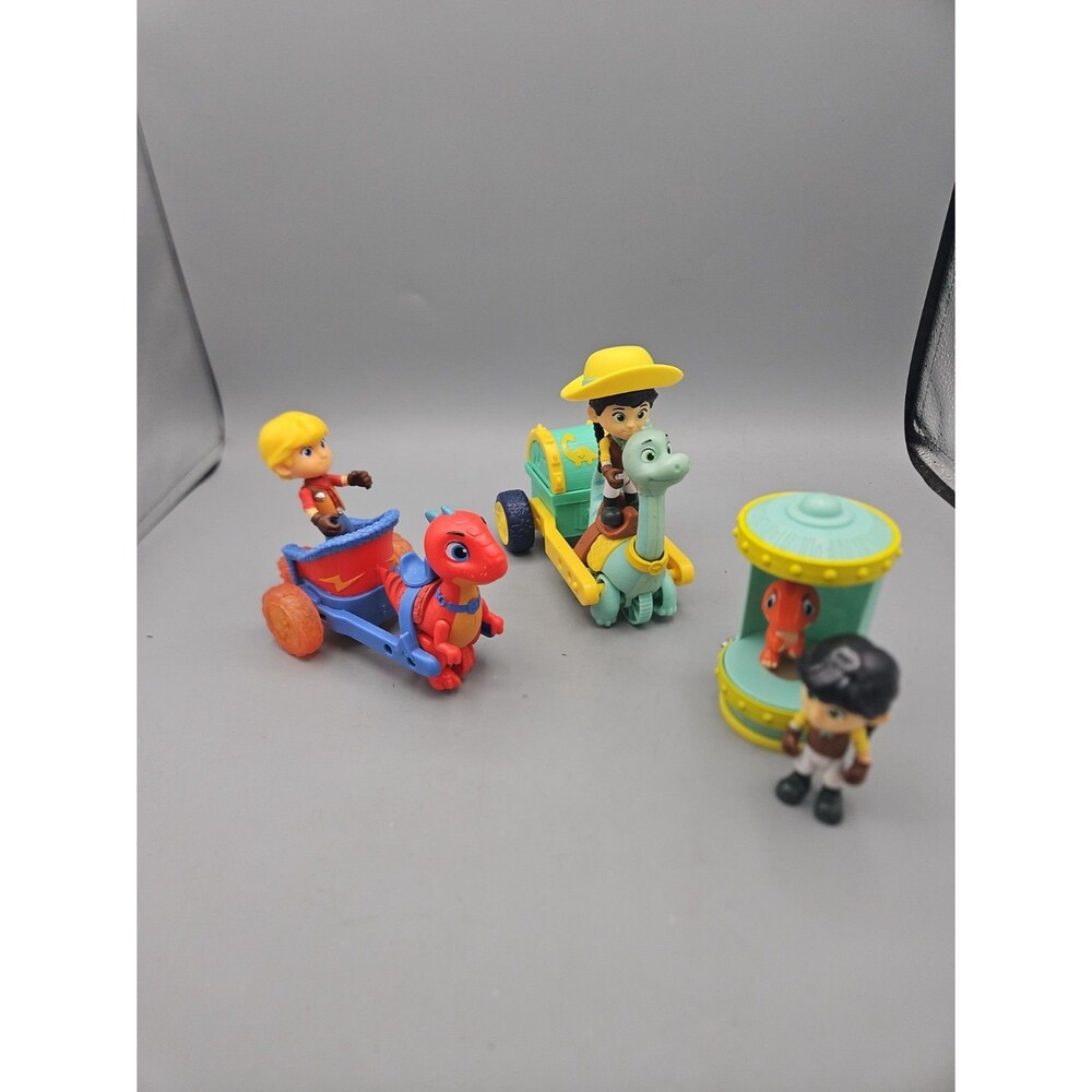 Dino Ranch Toy Lot Jon Blitz Chariot Min Clover Care Cart Vehicles